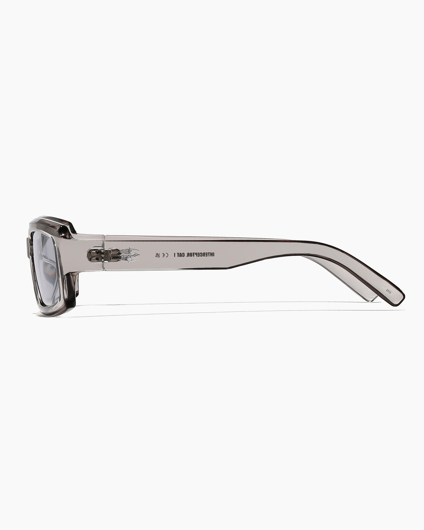 RTVS01INT_CRSTLSMKGR_4_1761262441