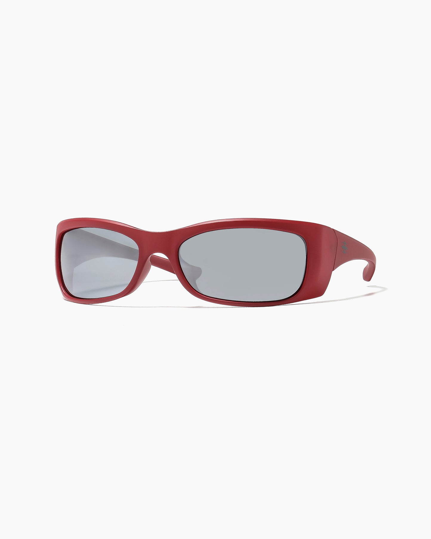 SABOTAGE sunglasses in matte red with gray mirror polarized lenses seen from the front